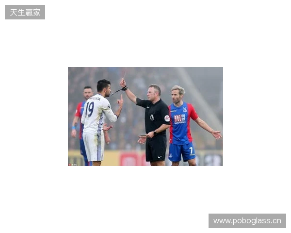 前白堡球员：当年刻意吃黄牌被停赛，这样就能多见见女友了