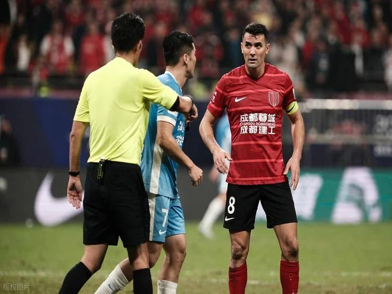 战力如何?媒体人谈新鹏城首发:周定洋、巴蒂班西卡、戴伟浚在列